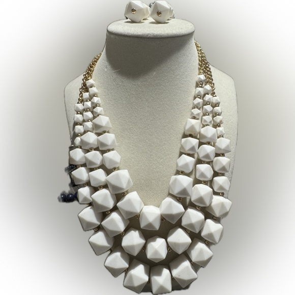 Charming Charlie White Cubed Spikes Necklace and earrings set NWT - Picture 2 of 10